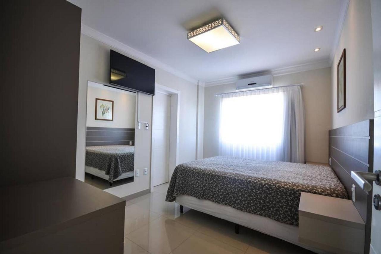 Apartamento Residencial Baía dos Golfinhos Bombinhas Exterior foto